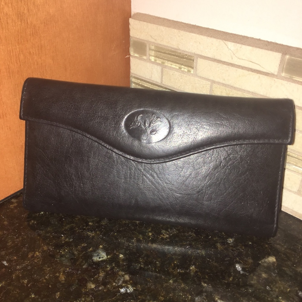 Buxton black leather wallet